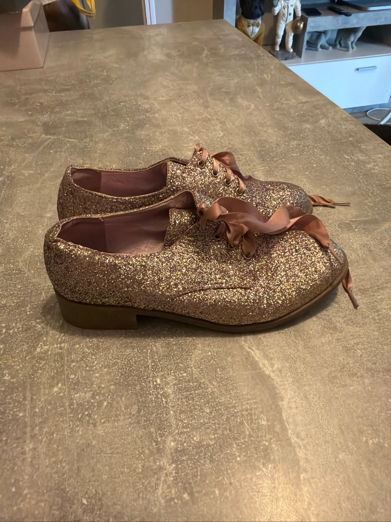 Chaussure rose pailletés miss liberto 38 bon état 